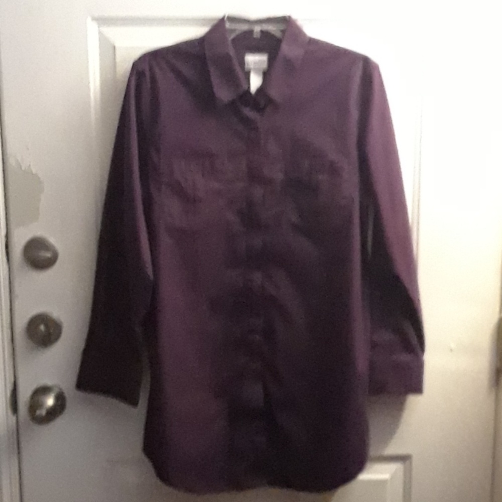 CHICO'S WOMEM LONG SLEEVE BUTTON UP